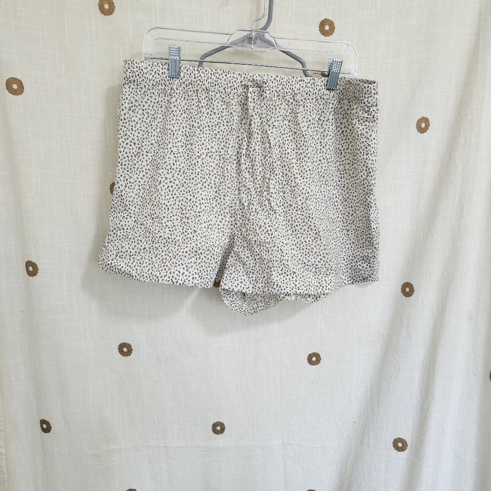Banana Republic High Waist White and Black Shorts